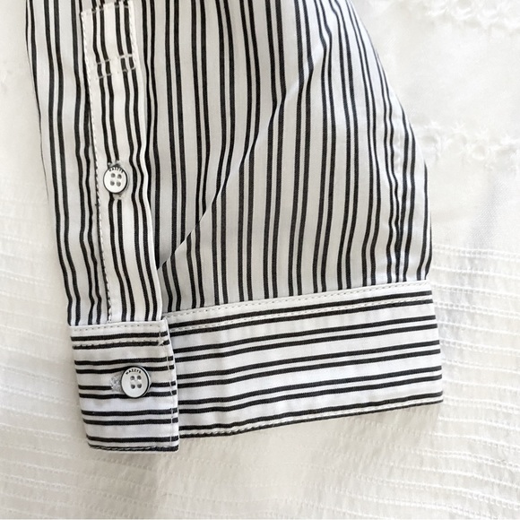 Hazzys WHITE GREY STRIPED BUTTON FRONT RUFFLE PLEATED SHIFT BOYFRIEND DRESS - Picture 9 of 11